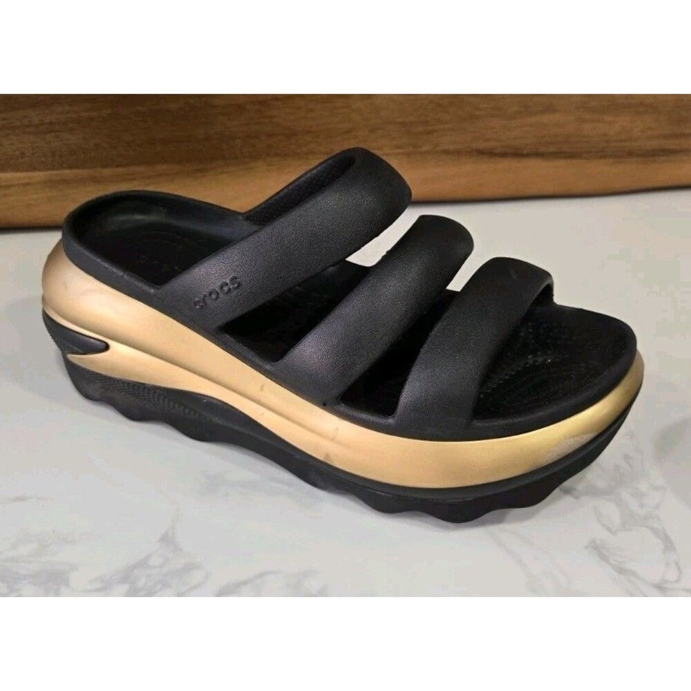 Crocs Mega Crush Metallic Black/Gold Triple Strap Sandal Unisex Women 9, Men 7